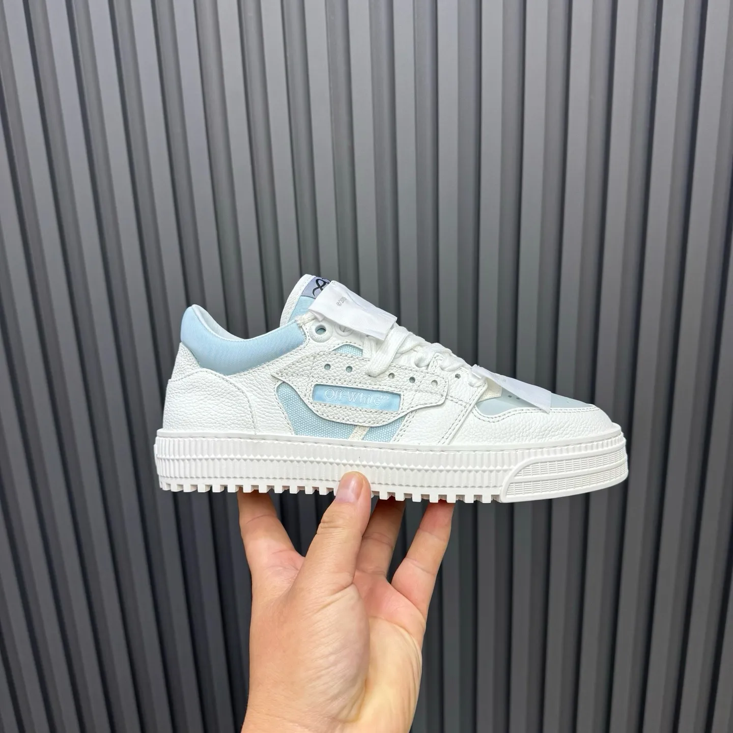 P760 OFF WHITE⚡️Couple model⚡️35-40 women’s model 39-46 men’s model